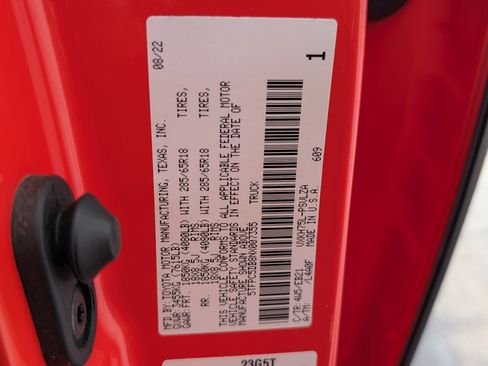 Used 2022 Toyota Tundra TRD Pro AWD/4WD image 38