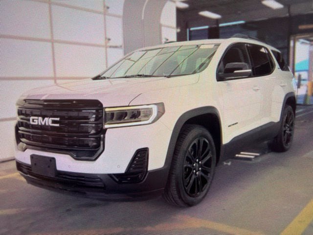 Used 2022 GMC Acadia SLE w/ Elevation Edition FWD image 2