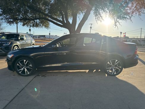 Used 2023 Volvo S60 B5 Core w/ Climate Package image 2