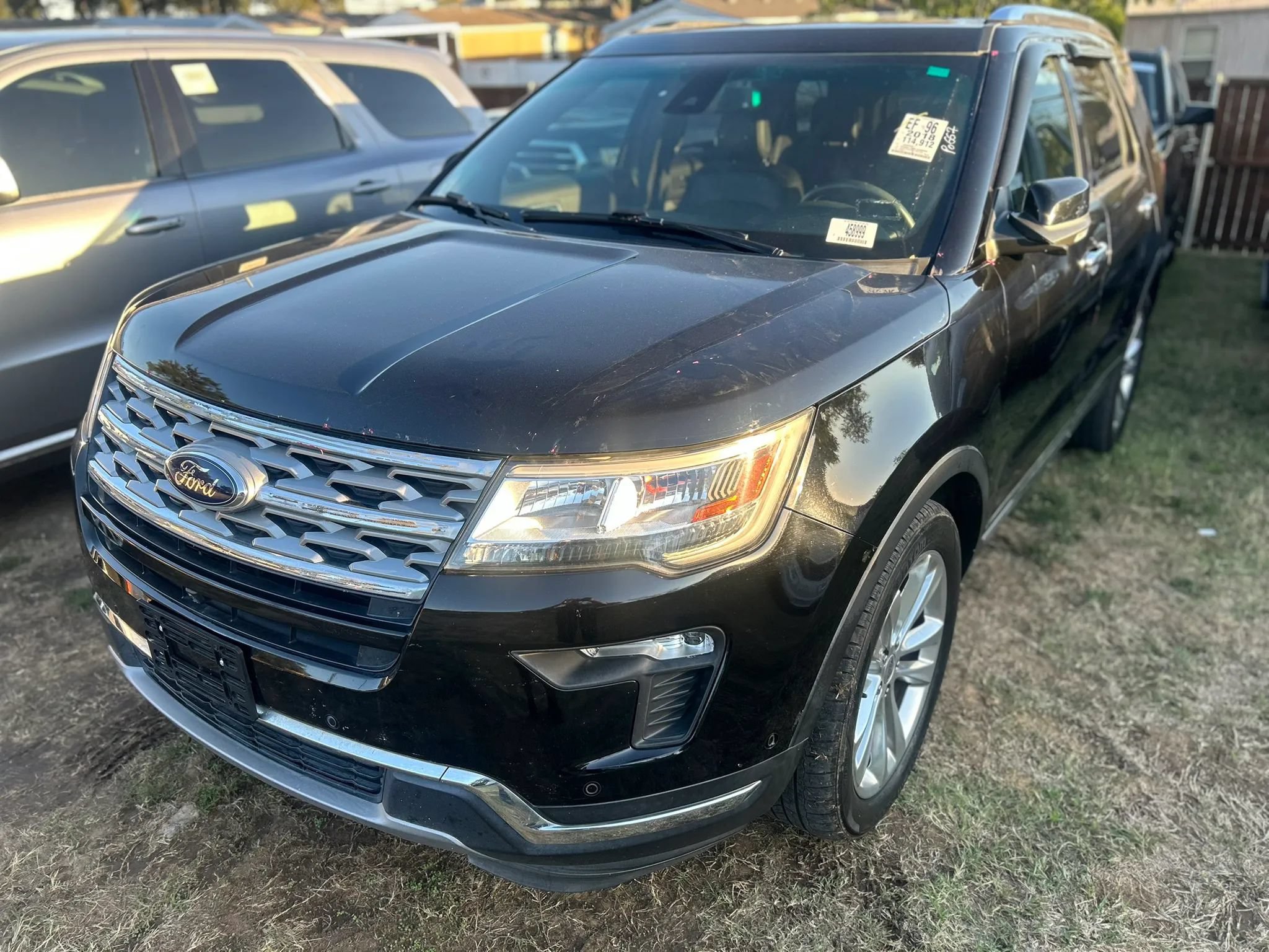 Used 2018 Ford Explorer Limited w/ Equipment Group 301A FWD image 2