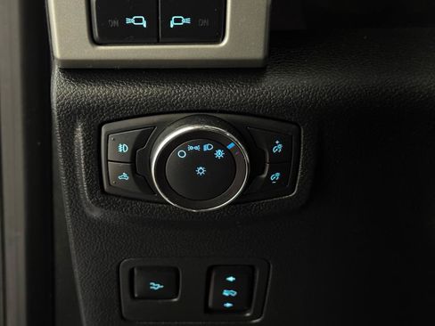 Used 2019 Ford F350 Lariat w/ Lariat Ultimate Package AWD/4WD image 5