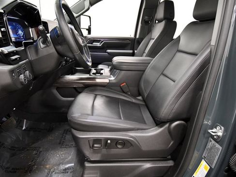 Used 2025 Chevrolet Silverado 3500 LTZ w/ Trail Boss Package AWD/4WD image 15