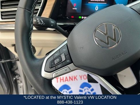 Certified 2024 Volkswagen Atlas SE image 44
