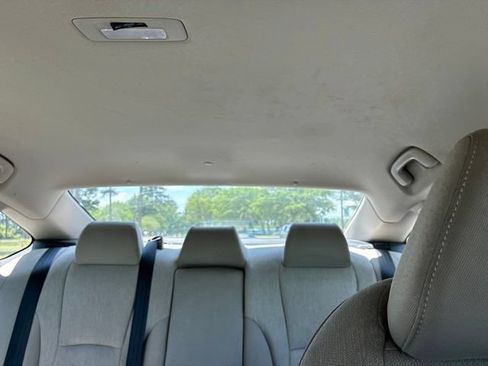 Used 2023 Honda Accord LX image 34