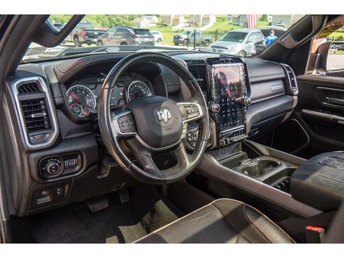 Used 2021 RAM 1500 Laramie w/ Sport Appearance Package AWD/4WD image 13