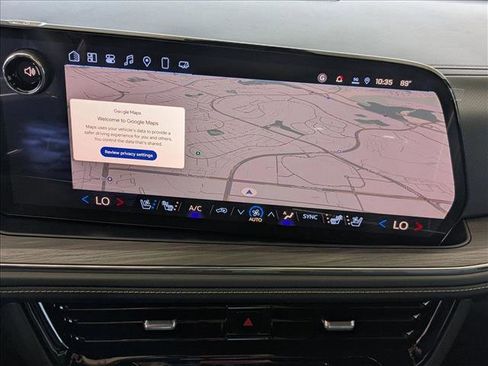 New 2025 Chevrolet Suburban Premier image 14