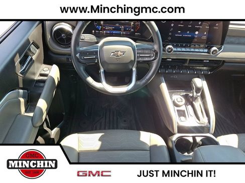 Used 2024 Chevrolet Colorado ZR2 w/ ZR2 Convenience Package III AWD/4WD image 12
