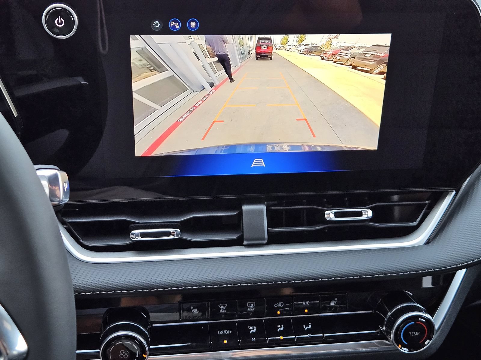 New 2027 Chevrolet Equinox LT w/ Midnight Edition FWD image 19