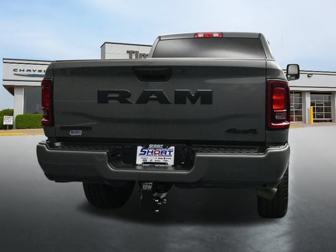 Used 2026 RAM 2500 Big Horn AWD/4WD image 4