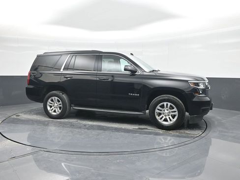 Used 2020 Chevrolet Tahoe LS w/ Enhanced Driver Alert Package image 11