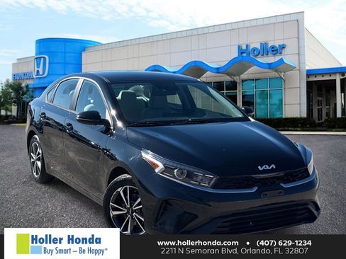 Used 2023 Kia Forte LXS w/ LXS Technology Package image 1