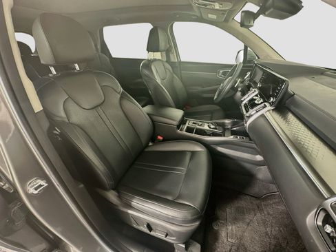 Used 2023 Kia Sorento EX w/ Panoramic Sunroof Package FWD image 35