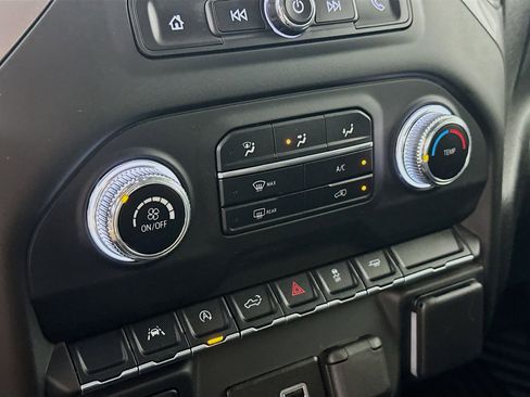 Used 2024 GMC Sierra 1500 Pro w/ Graphite Edition image 23