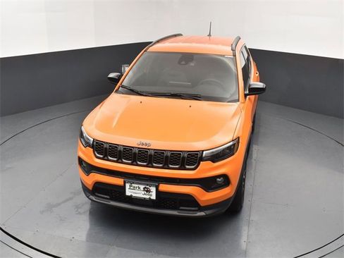 New 2026 Jeep Compass Latitude image 14
