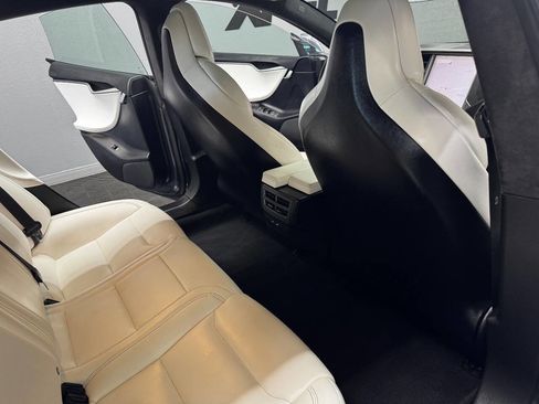 Used 2018 Tesla Model S 75D image 48