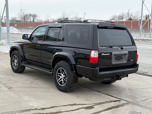 Used 2001 Toyota 4Runner SR5 image 11