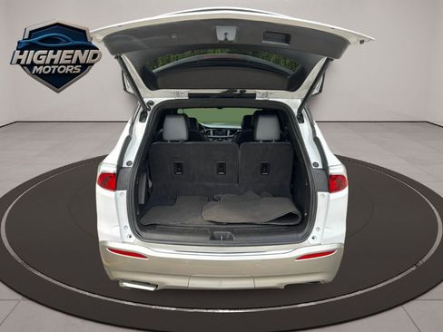 Used 2024 Buick Enclave Premium image 6
