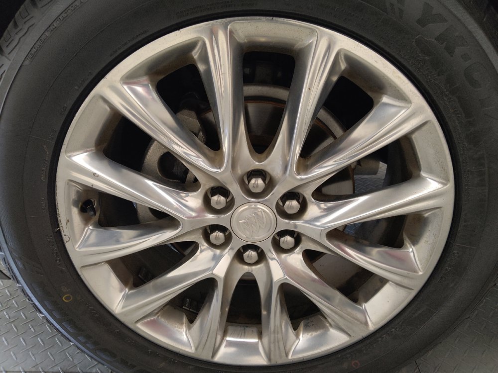 Used 2018 Buick Enclave Premium w/ Experience Buick Package FWD image 31