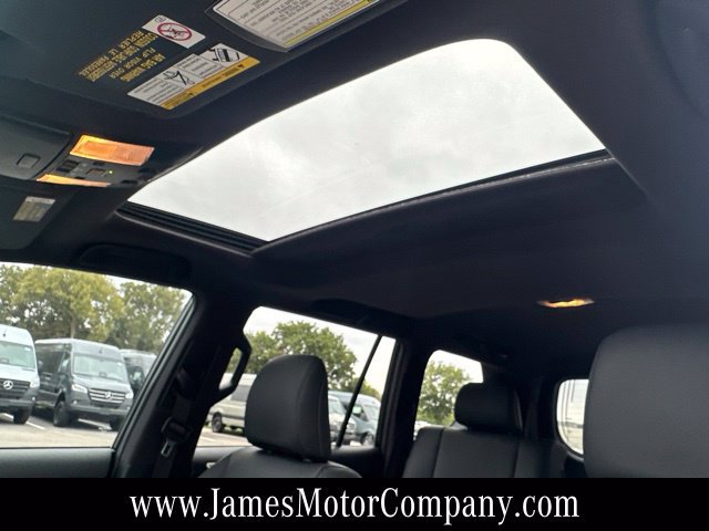 Used 2021 Lexus GX 460 Premium w/ Accessory Package AWD/4WD image 17