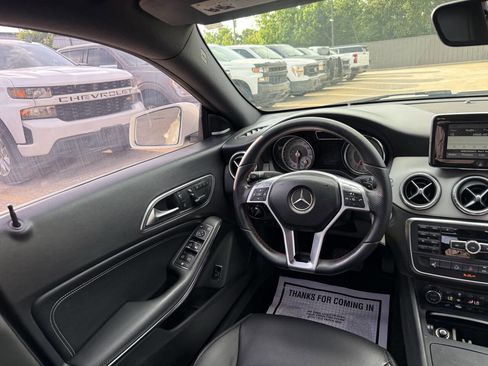 Used 2014 Mercedes-Benz CLA 250 w/ Premium 1 Package image 19