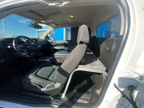 Used 2021 Chevrolet Colorado LT w/ Fleet Safety Package image 15