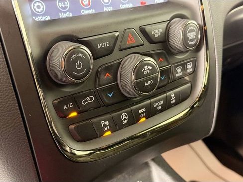 Used 2019 Dodge Durango GT AWD/4WD image 16