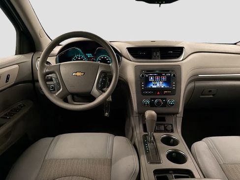 Used 2017 Chevrolet Traverse LS image 21