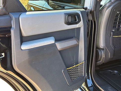 Used 2023 Ford Bronco Badlands w/ Sasquatch Package image 21