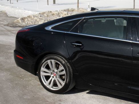 Used 2015 Jaguar XJ L Portfolio AWD/4WD image 11