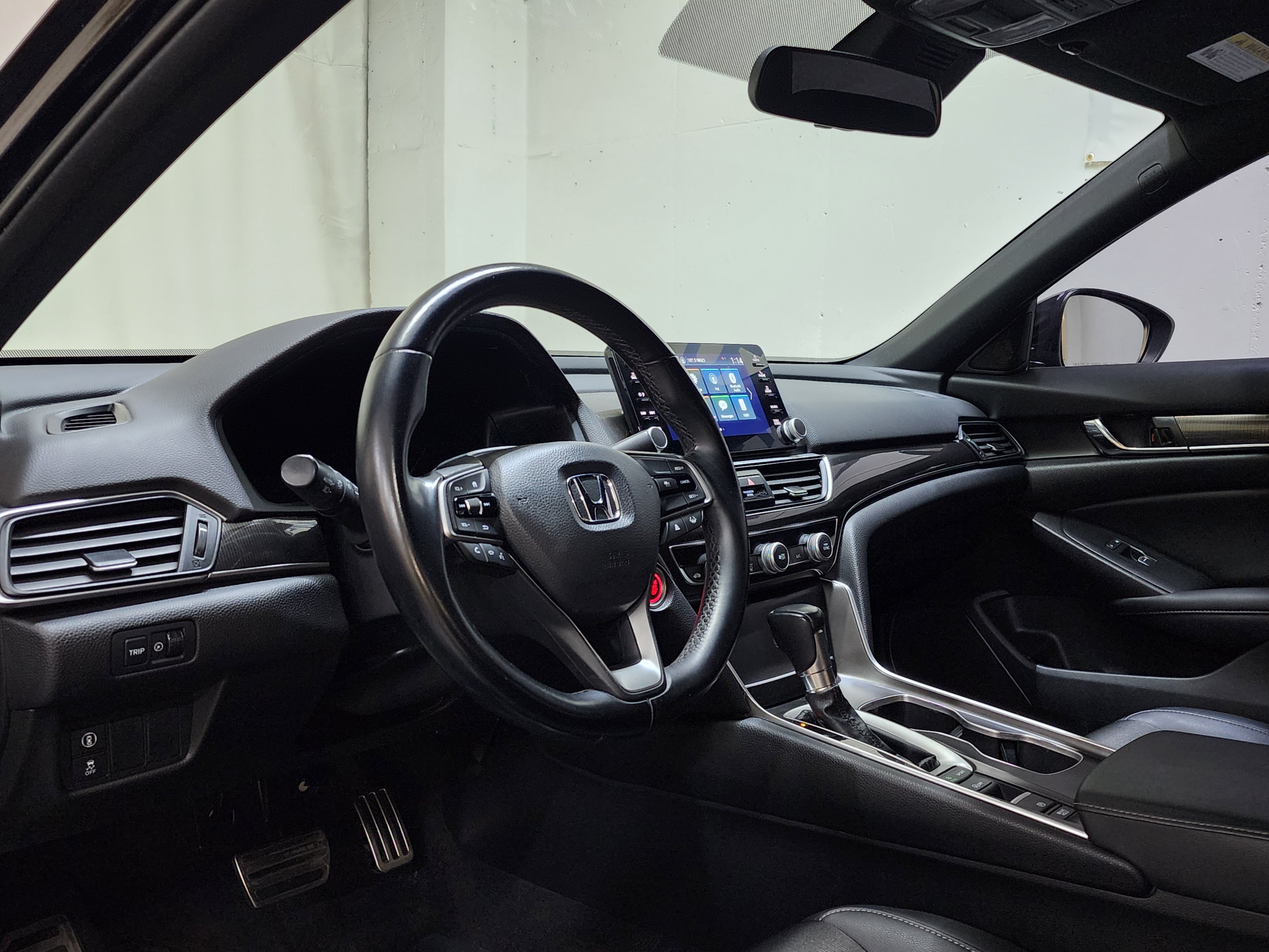 Used 2022 Honda Accord Sport image 13