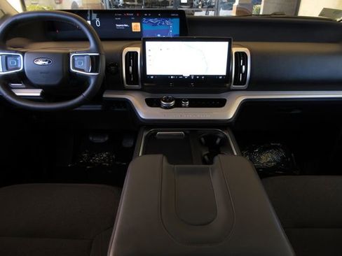 Certified 2025 Ford Expedition Max Active image 17