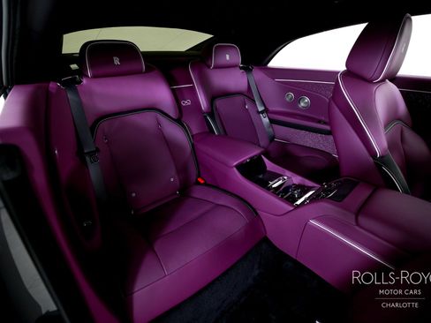 Used 2025 Rolls-Royce Spectre Black Badge image 27