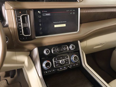 Used 2024 GMC Yukon Denali w/ Max Trailering Package image 5