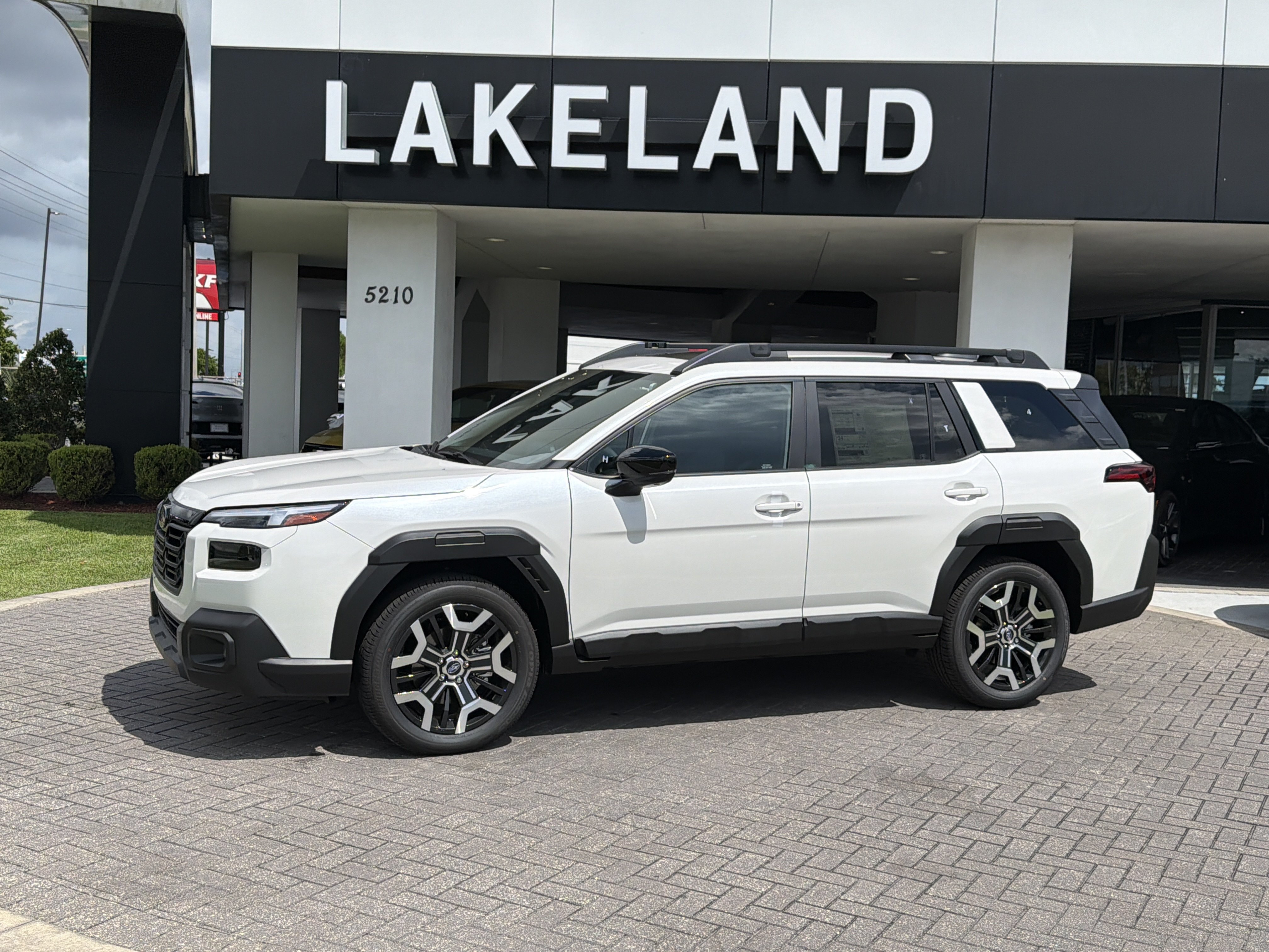 New 2026 Subaru Outback Touring XT AWD/4WD image 2