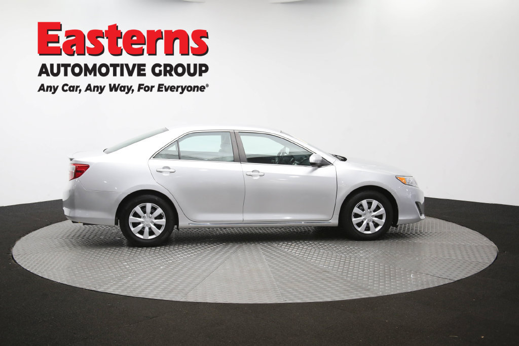 Used 2014 Toyota Camry LE FWD image 45
