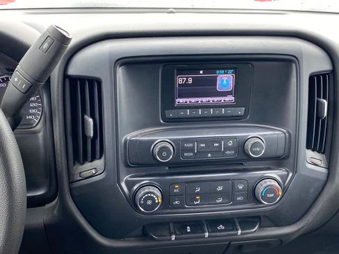 Used 2015 Chevrolet Silverado 1500 W/T w/ Trailering Package image 9