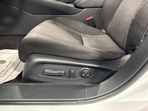 Used 2024 Honda Accord EX image 19