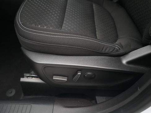 Certified 2023 Ford Escape Active AWD/4WD image 28
