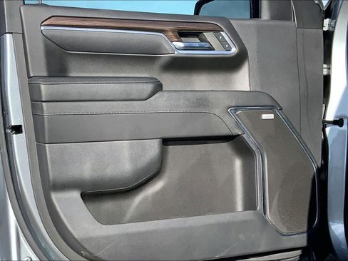 Used 2023 Chevrolet Silverado 1500 RST image 21