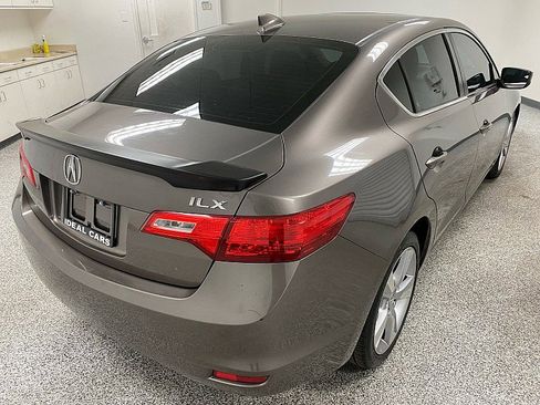 Used 2014 Acura ILX w/ Technology Package image 5