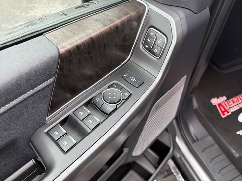 Used 2026 Ford F250 Lariat image 16