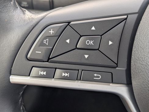 Used 2022 Nissan Sentra SV w/ All-Weather Package image 28