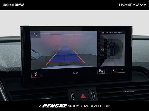 Used 2023 Audi Q5 2.0T Prestige w/ Prestige Package image 9