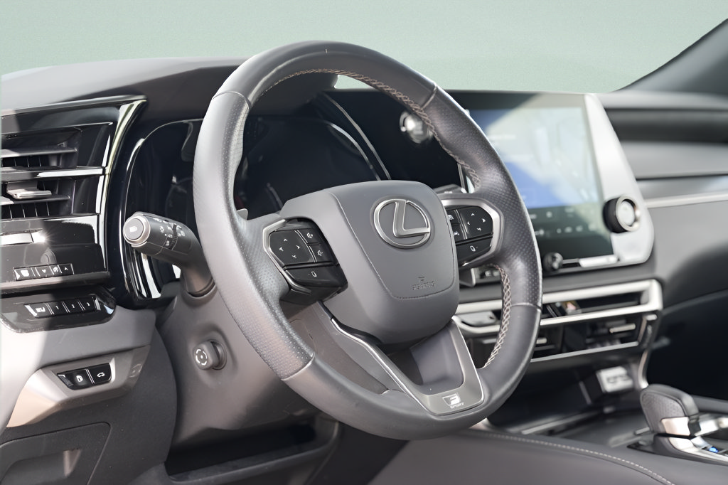 Used 2023 Lexus RX 350 F Sport w/ Accessory Package AWD/4WD image 26