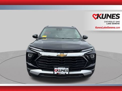 Used 2025 Chevrolet TrailBlazer LT AWD/4WD image 12