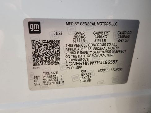 Used 2023 Chevrolet Traverse LT image 27