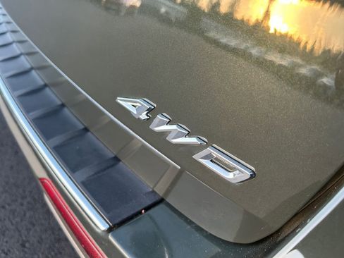 Used 2022 Ford Explorer Limited AWD/4WD image 31