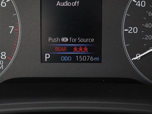 Used 2025 Toyota Corolla LE image 4