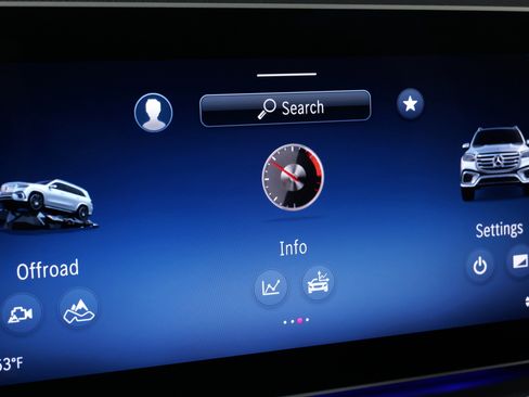 Used 2025 Mercedes-Benz GLS 450 4MATIC image 61