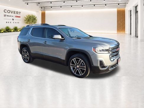 Used 2023 GMC Acadia SLT w/ Preferred Package FWD image 1